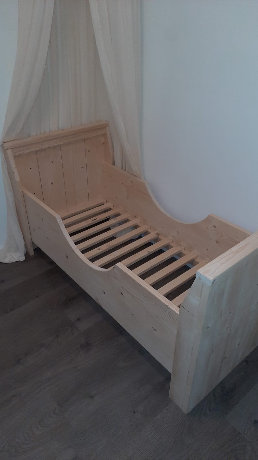 1 pers. peuterbed